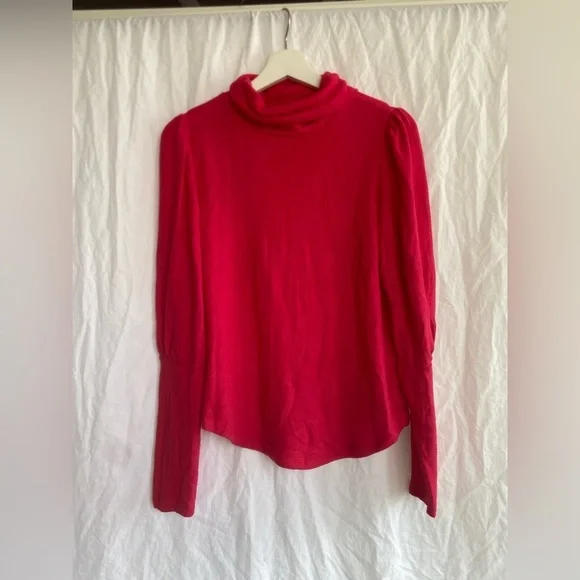 Anthropologie Puff Sleeved Cozy Turtleneck Top in Hot Pink
Size Small - Picture 11 of 13